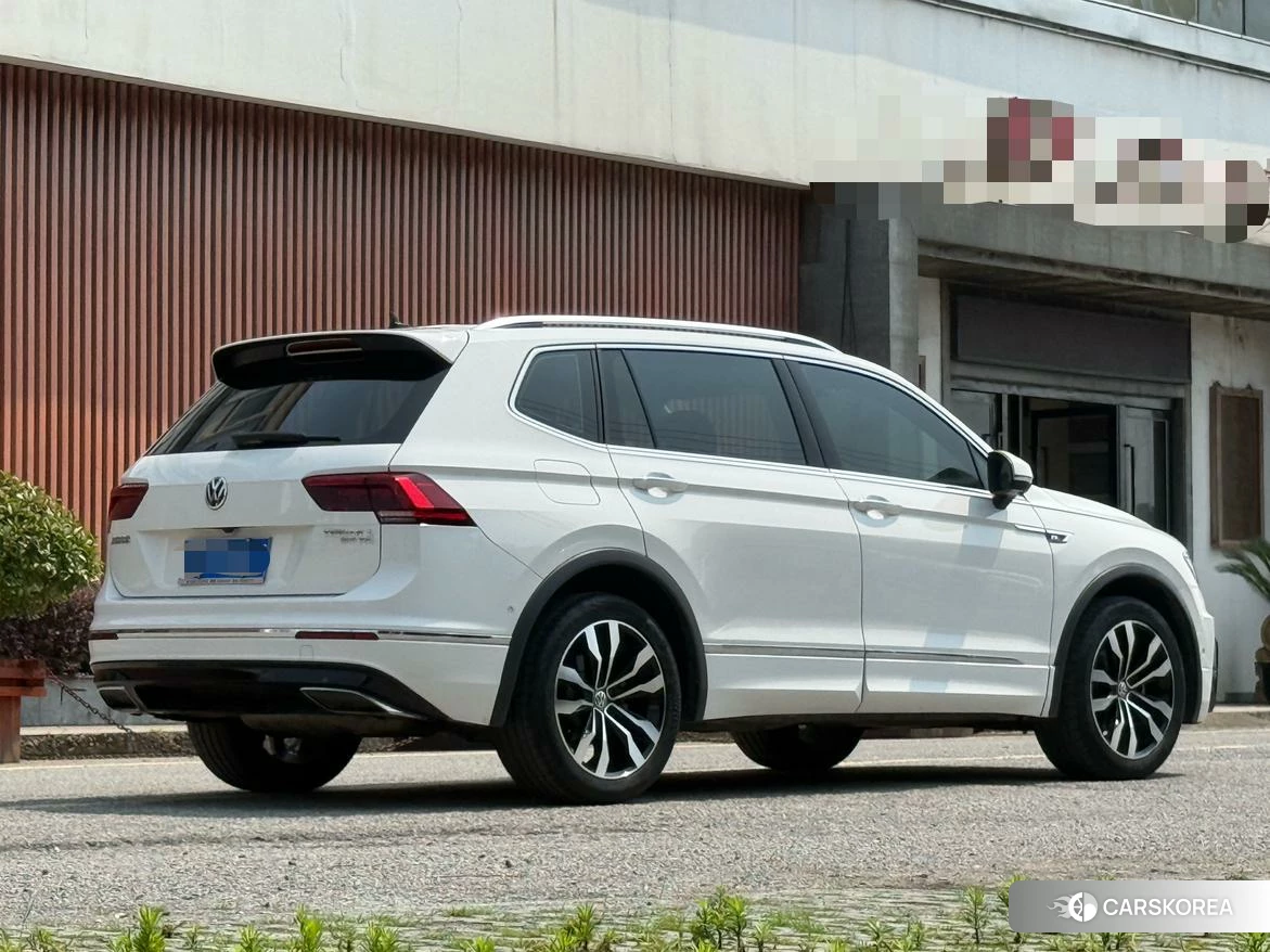 Volkswagen Tiguan L id 4510389 из Китая 19