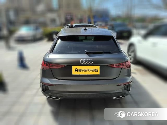 Audi A3 2022 Темно-серый из Китая, фото 3