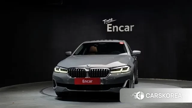 BMW 5 Series (G30) id 3432920 из Кореи 13