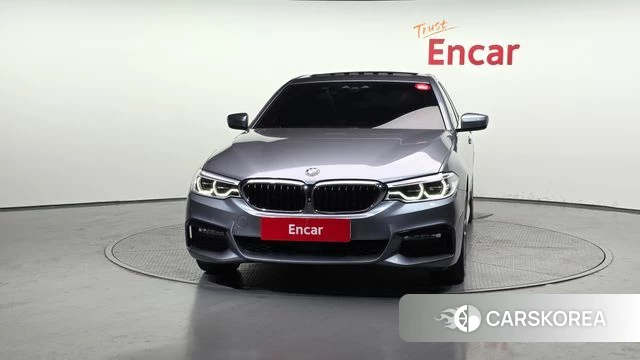 BMW 5 Series (G30) id 4020545 из Кореи 13