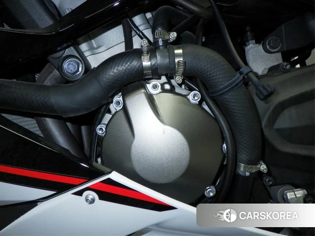 Engine photo