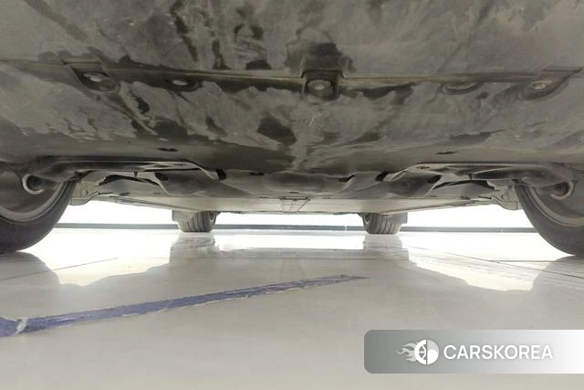 Tesla Model Y id 3785650 из Китая 10