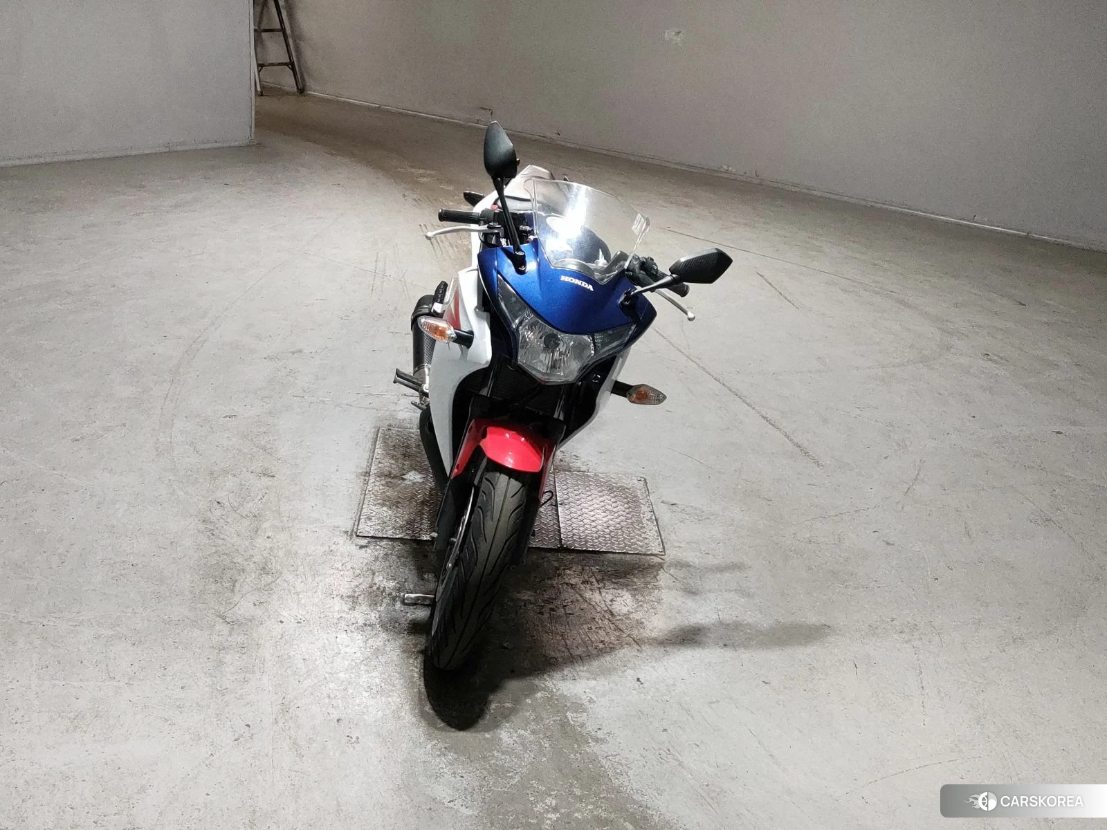 Проданный Honda CBR250R 2011 из Японии