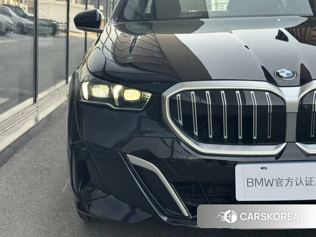 BMW 5 series 2025 Черный из Китая, фото 5