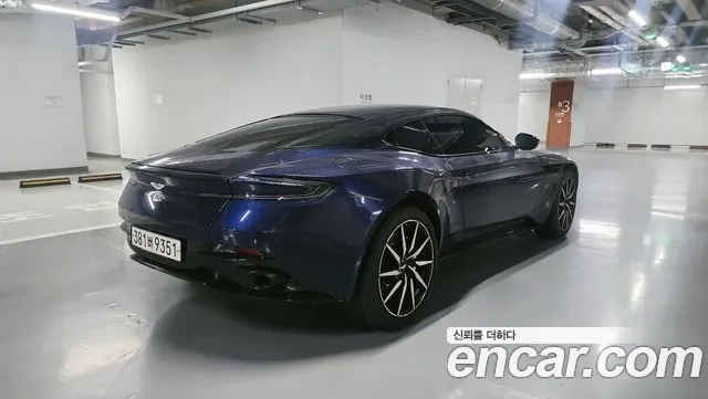 Aston Martin DB11 2019 Синий из Кореи, фото 3