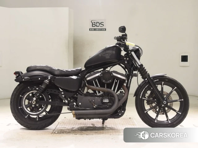Harley-Davidson Sportster XL883N 2016 из Японии, фото 2