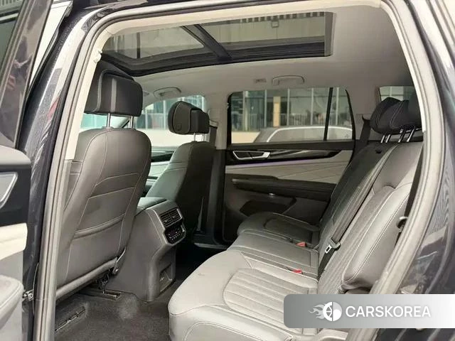 Volkswagen Tourang 2023 Черный из Китая, фото 6
