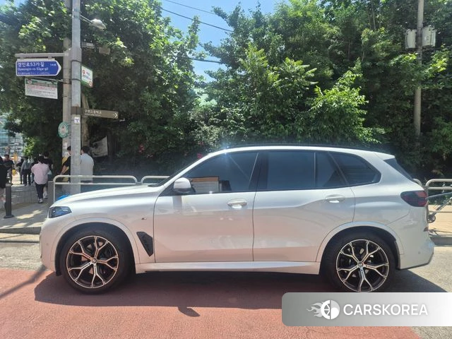 BMW X5 (G05) 2025 Белый из Кореи, фото 4