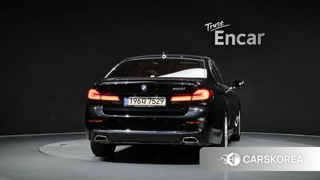 BMW 5 Series (G30) id 4917921 из Кореи 23