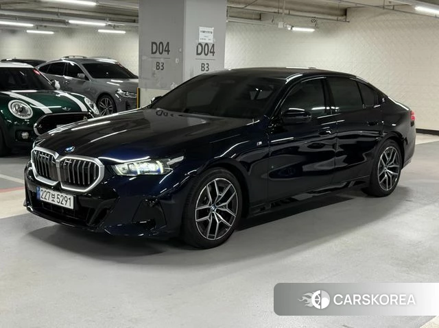BMW 5 Series (G60) id 4280329 из Кореи 13