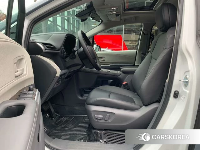 Toyota Saina id 4279171 из Китая 17