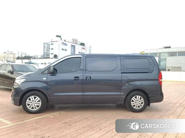 Hyundai The New Grand Starex id 3761294 из Кореи 13