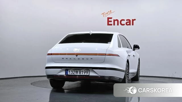 Hyundai Grandeur (GN7) id 4337451 из Кореи 23
