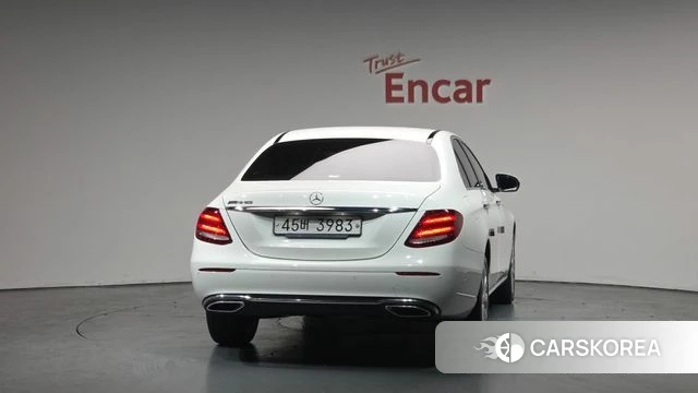 Mercedes-Benz E-Class W213 id 3905393 из Кореи 13