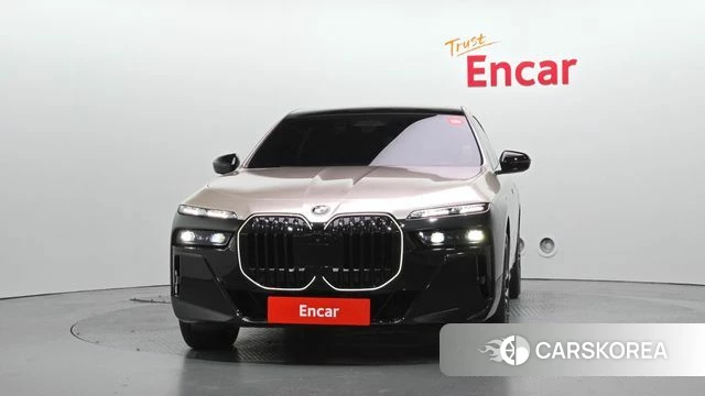BMW 7 Series (G70) id 4517609 из Кореи 13