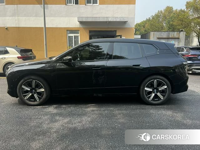 BMW iX 2023 Черный из Китая, фото 4