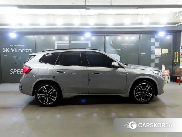 BMW iX1 (U11) id 4910867 из Кореи 13