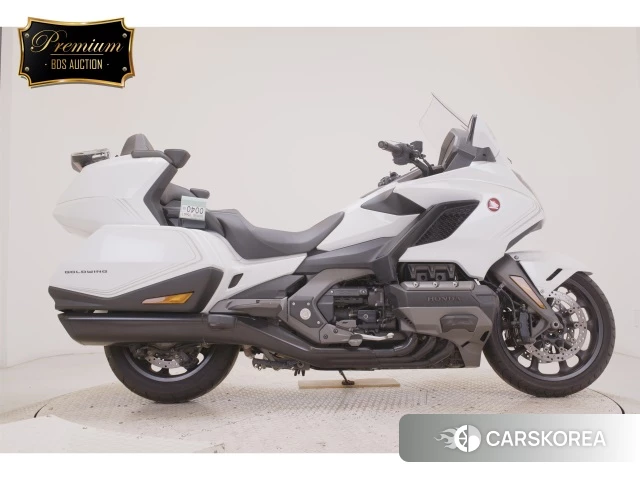 Проданный Honda GL1800 TOUR DCT 2020 из Японии, фото 2