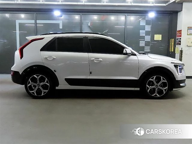 Kia Di Ol Nu Niro id 4316453 из Кореи 13