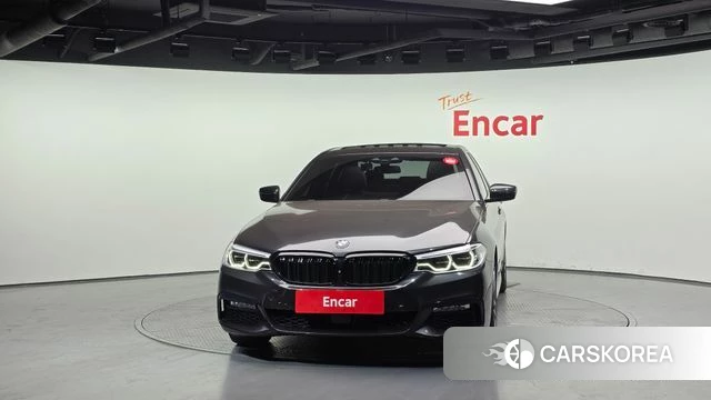 BMW 5 Series (G30) id 3808281 из Кореи 13