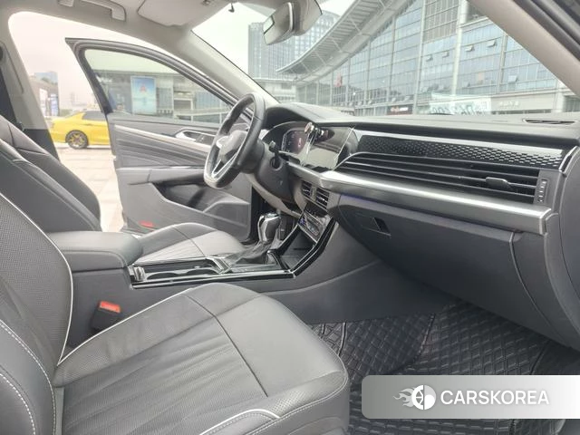 Volkswagen Passat 2021 Черный из Китая, фото 5