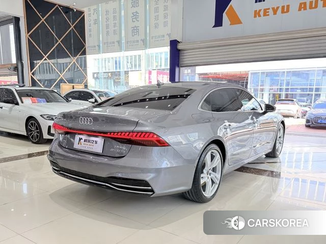 Audi A7L id 4259066 из Китая 12