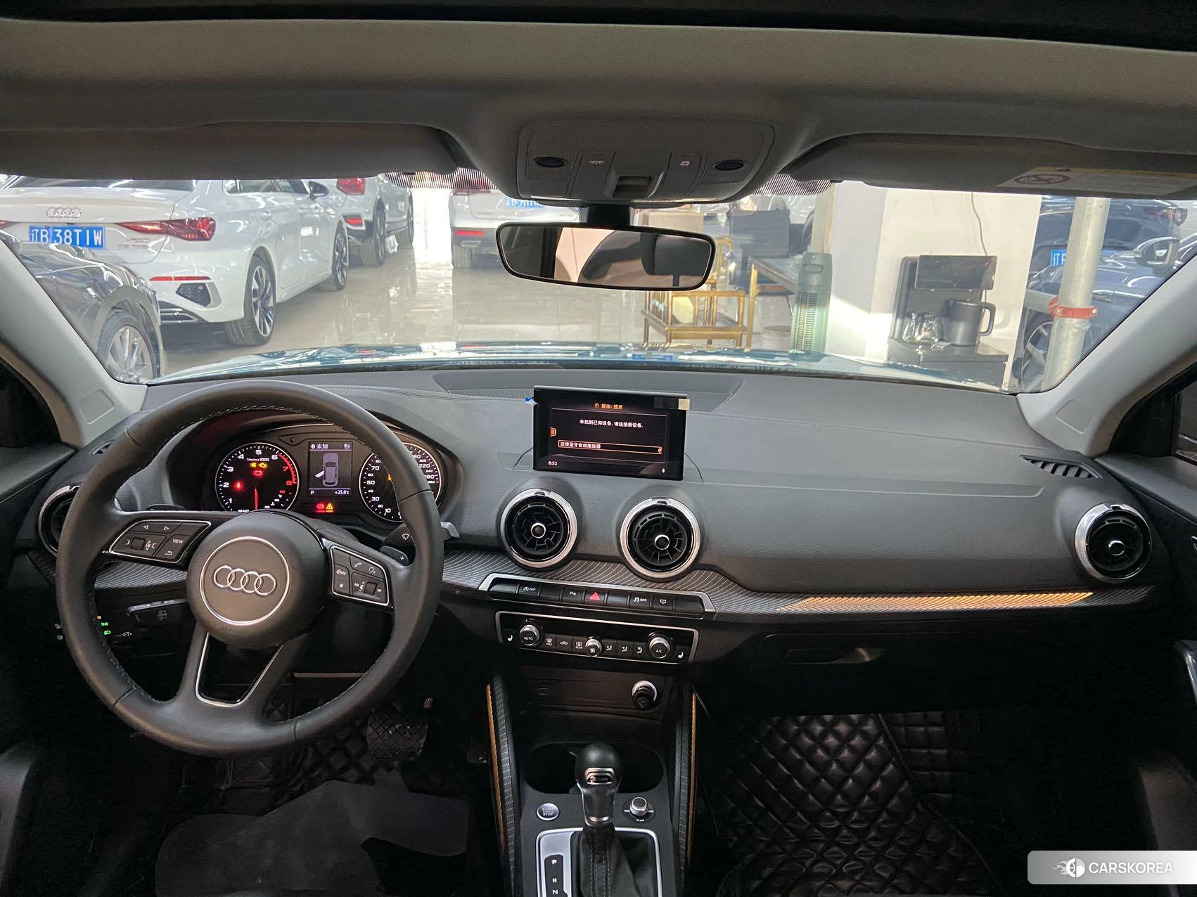 Audi Q2L id 4512839 из Китая 20