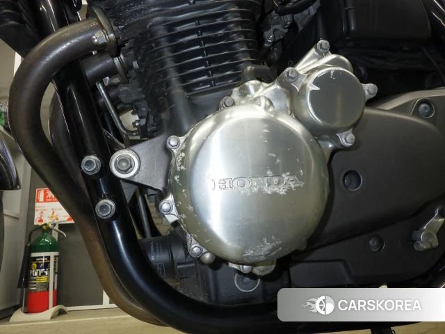 Engine photo