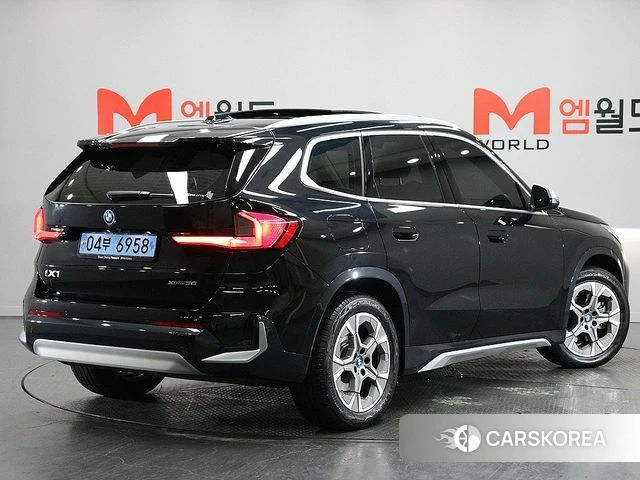 BMW iX1 (U11) id 3824834 из Кореи 13