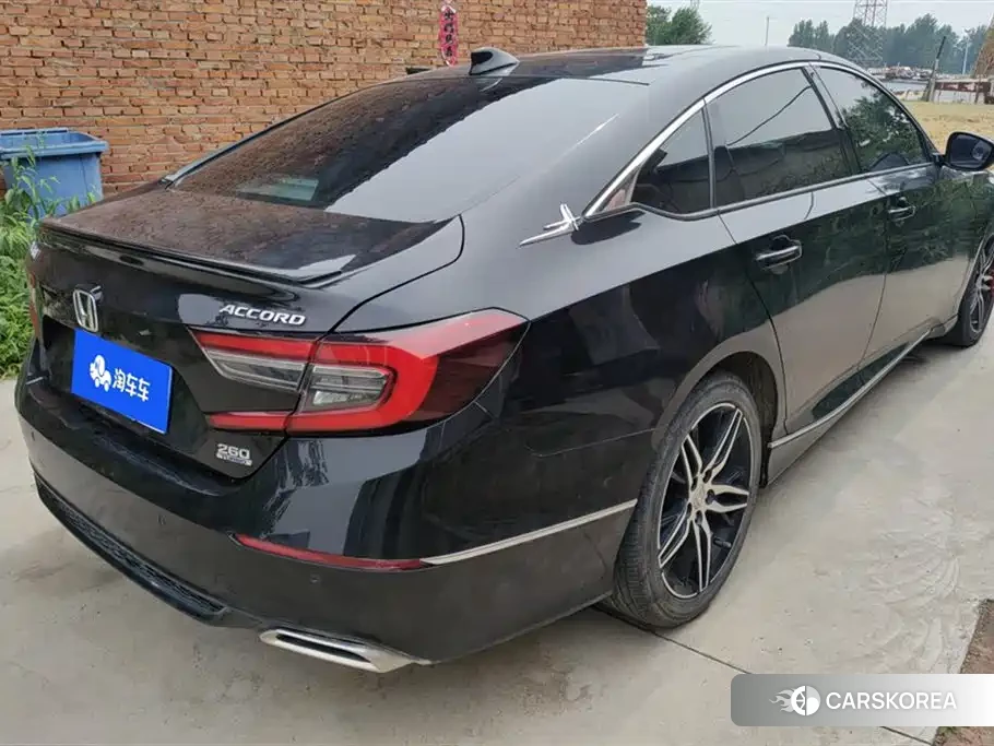 Honda Accord id 4547412 из Китая 9