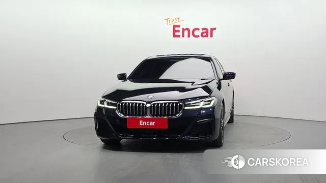 BMW 5 Series (G30) id 3411022 из Кореи 13