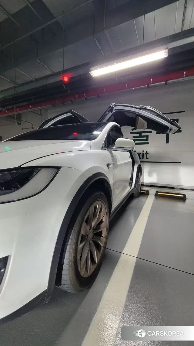Tesla Model X id 3552262 из Кореи 9