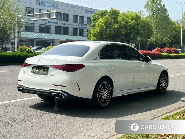Mercedes-Benz Class C 2024 Белый из Китая, фото 3