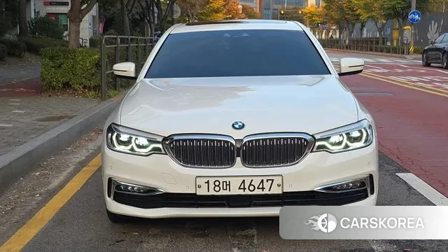 BMW 5 Series (G30) id 3315542 из Кореи 13