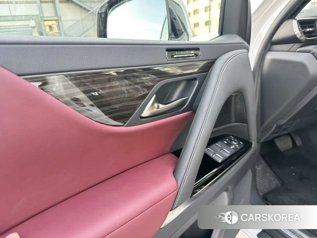 Lexus LX id 4367064 из Китая 23