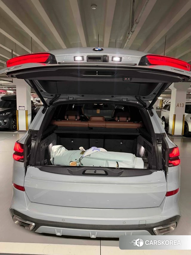 BMW X5 (G05) 2024 Серебристо-серый из Кореи, фото 5
