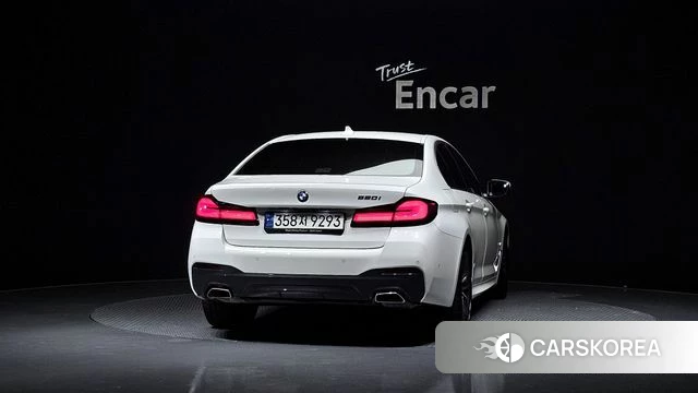 BMW 5 Series (G30) id 4692191 из Кореи 23