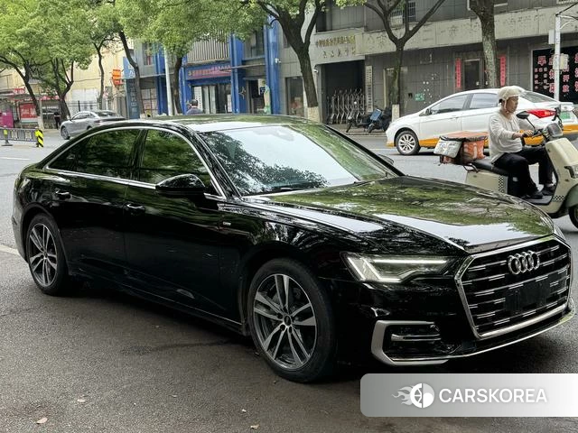 Audi A6L 2022 Черный из Китая, фото 3