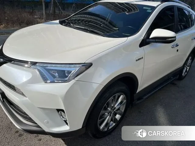 Toyota RAV4 2018 Белый из Кореи, фото 3