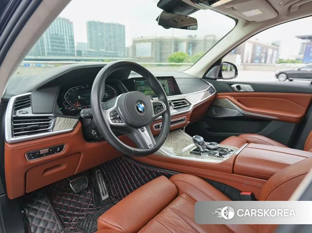BMW X7 2021 Черный из Китая, фото 6
