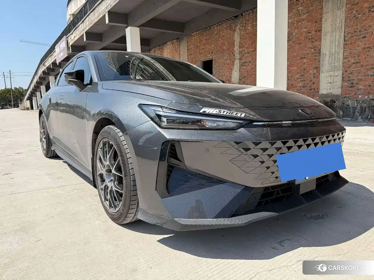 Chang'an Changan UNI-V id 4583764 из Китая 7