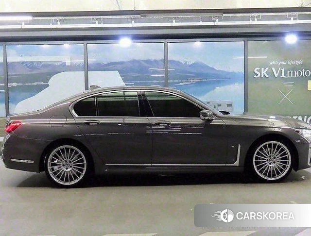 BMW 7 Series (G11) id 4507055 из Кореи 13