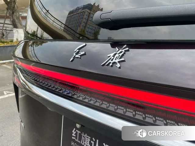 Red flag HQ9 PHEV id 4254863 из Китая 23