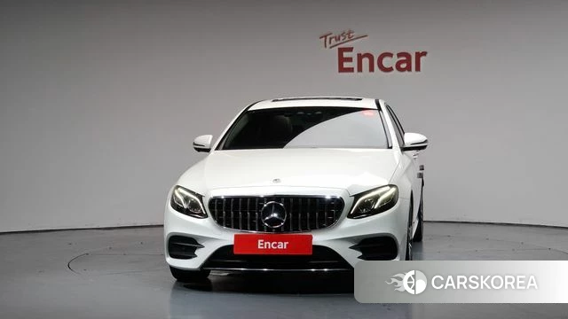 Mercedes-Benz E-Class W213 id 4595523 из Кореи 23
