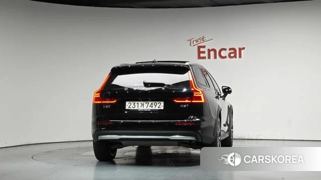 Volvo V60 Cross-Country 2nd Generation id 4753516 из Кореи 23