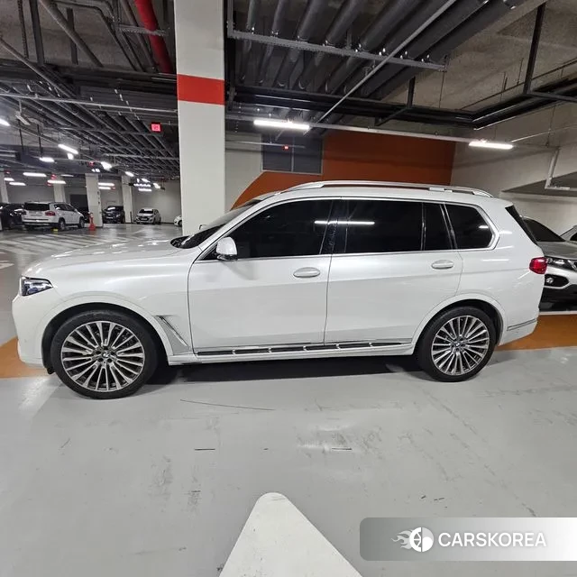 BMW X7 (G07) 2022 Белый из Кореи, фото 3