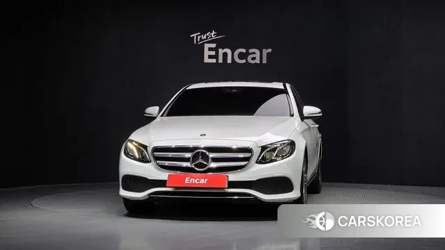 Mercedes-Benz E-Class W213 id 3656674 из Кореи 13