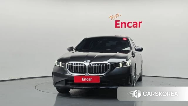 BMW 5 Series (G60) id 4686717 из Кореи 13