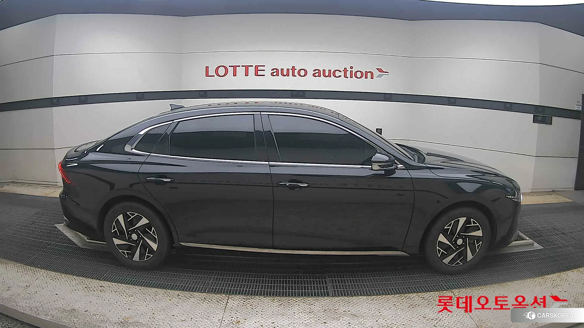 Hyundai Grandeur Hybrid id 4674105 из Кореи 23