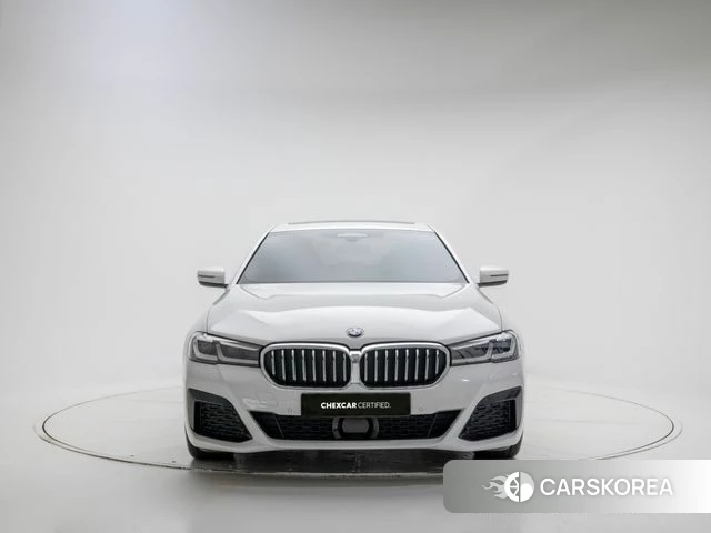 BMW 5 Series (G30) id 3852557 из Кореи 13